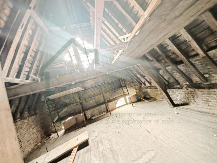 À VENDRE – IMMEUBLE À RÉNOVER - Hyper centre 11