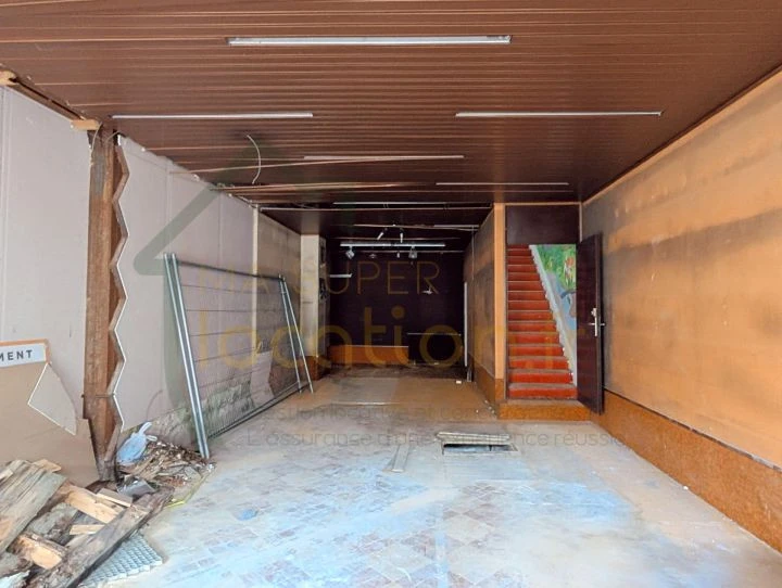À VENDRE – IMMEUBLE À RÉNOVER - Hyper centre 9