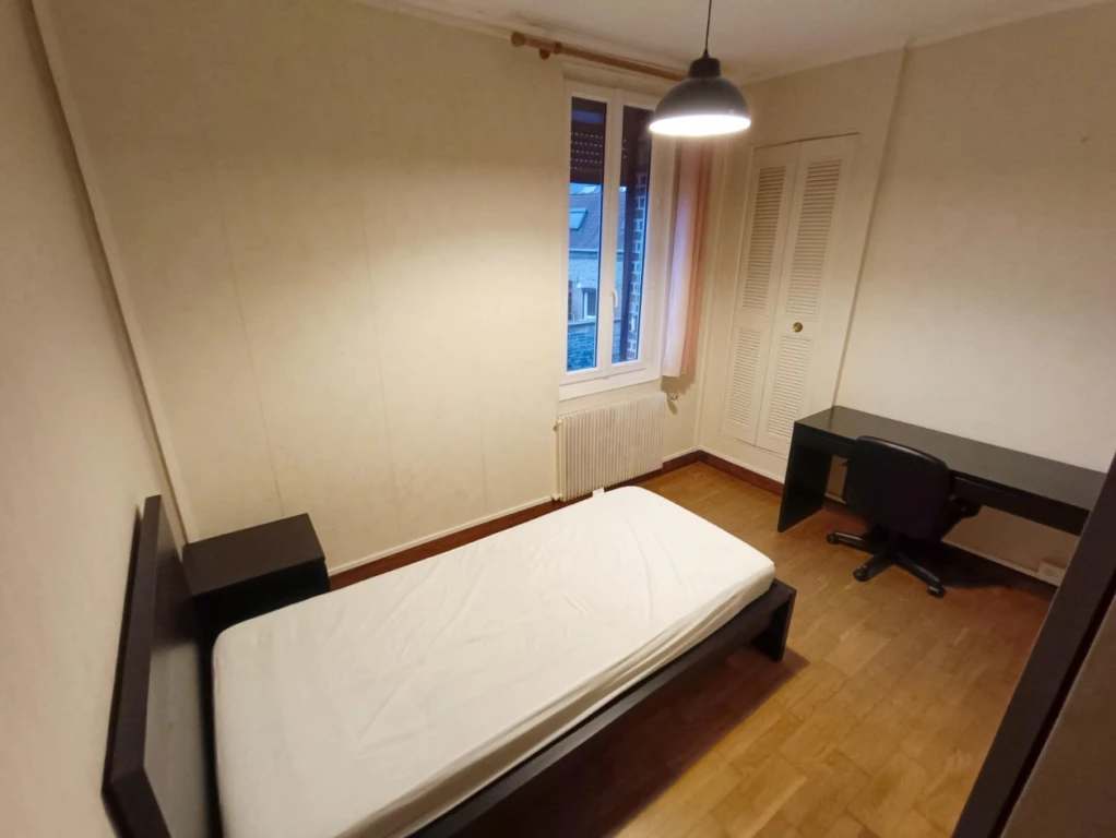Amiénoise 3 chambres 75 m2 St-Pierre 11
