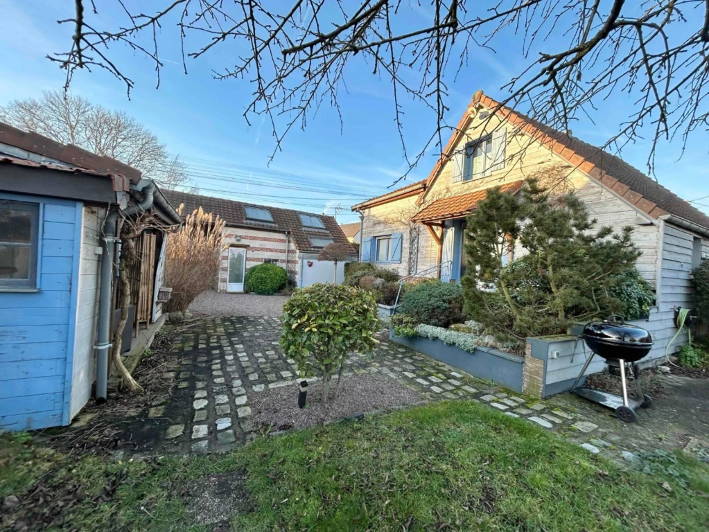 Ensemble immobilier 6 lots proche Amiens 2