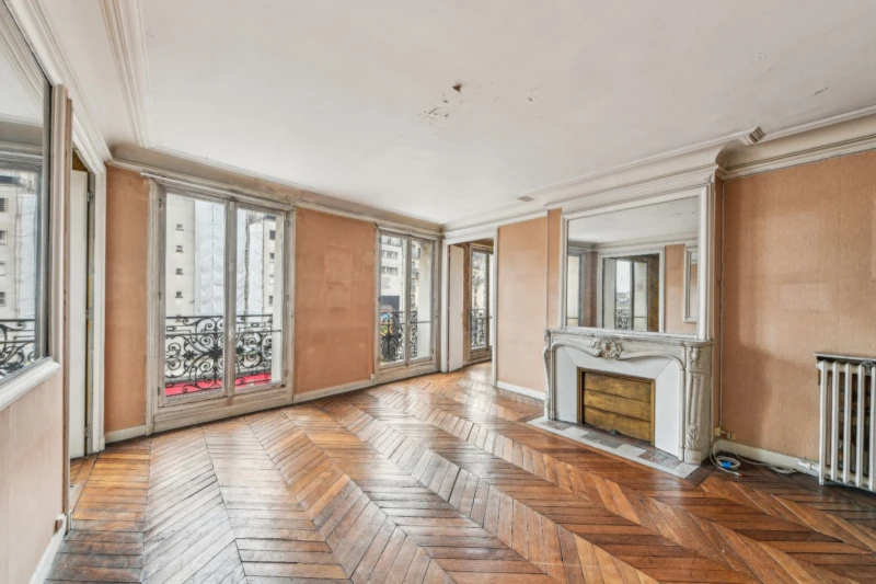 EXCLUSIVITÉ – Appartement 5 pièces - Pl de Clichy 1