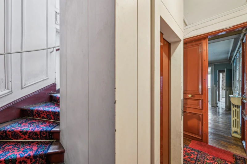 EXCLUSIVITÉ – Appartement 5 pièces - Pl de Clichy 13
