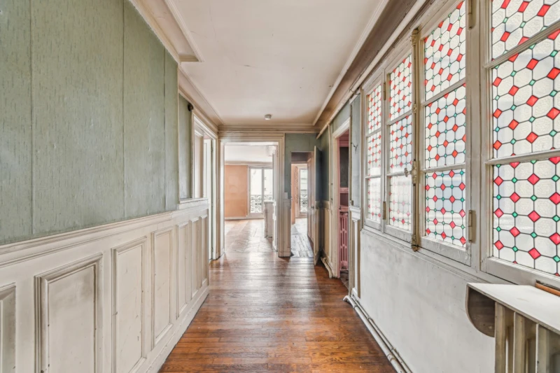 EXCLUSIVITÉ – Appartement 5 pièces - Pl de Clichy 6