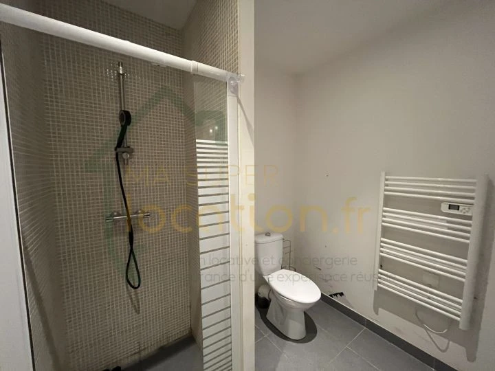 Appartement avec mansarde dans un secteur calme du centre-ville de Saint-Quentin 10