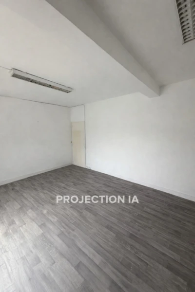 Local commercial vide de 32 m2 2