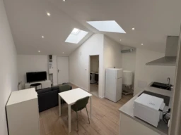 Appartement meublé F2 lumineux de 43m² + wifi 1