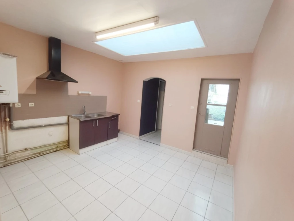 Maison 2 Chambres et jardin quartier St-Maurice 4