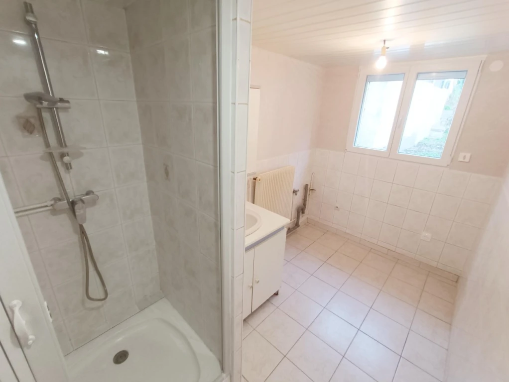 Maison 2 Chambres et jardin quartier St-Maurice 8