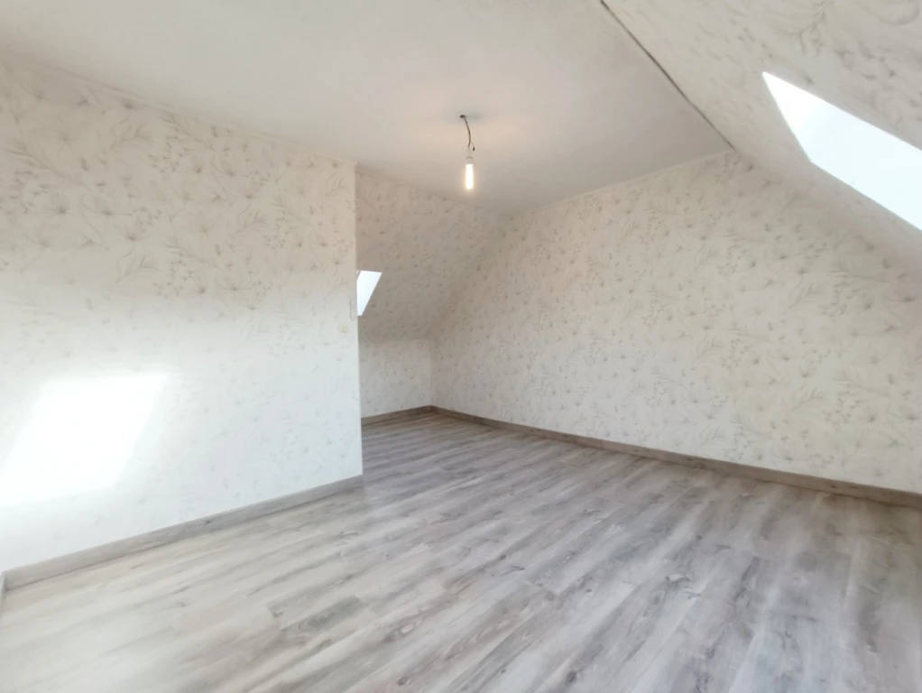 Maison 2 Chambres et jardin quartier St-Maurice 9