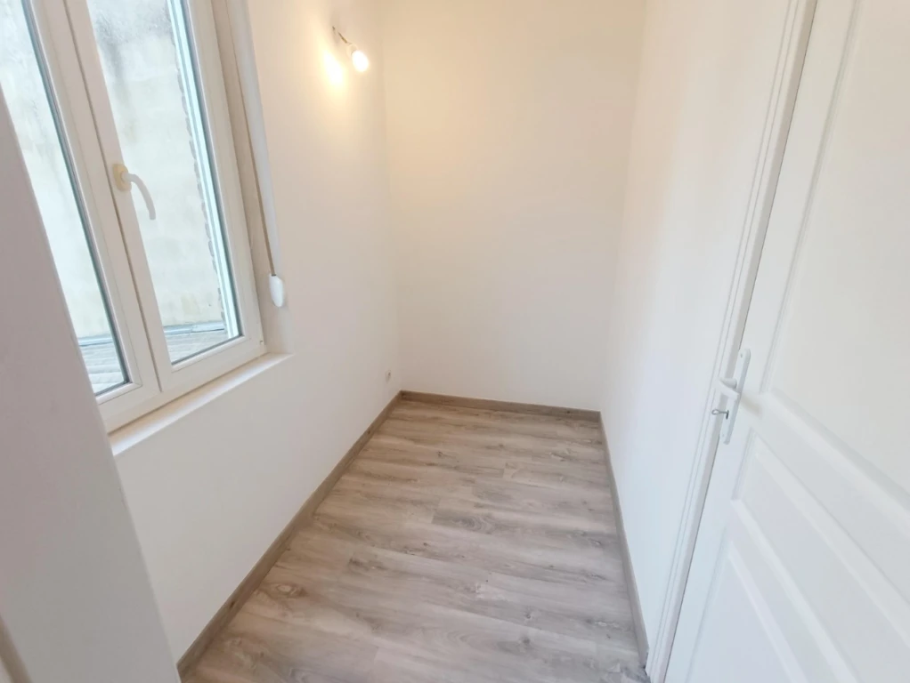Maison 2 Chambres et jardin quartier St-Maurice 10