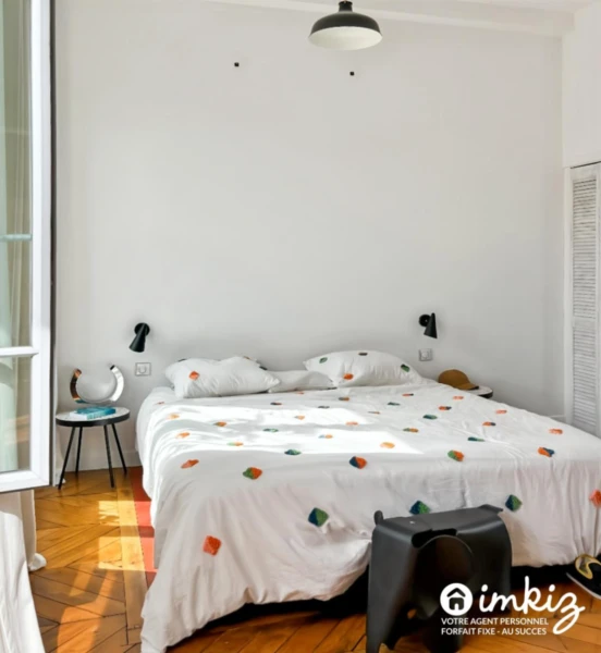 Appartement 94m² avec parquet moulures cheminée 8