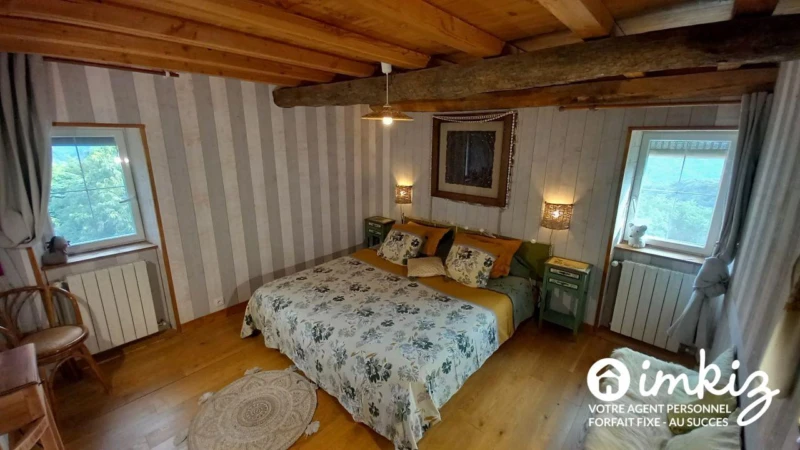 Propriété de caractère 11 pièces 9