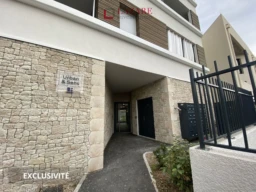 A LOUER T2 récent avec parking 3