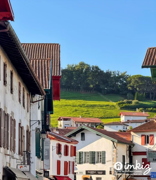 Appartement T3 au calme  bourg hors surtourisme 8