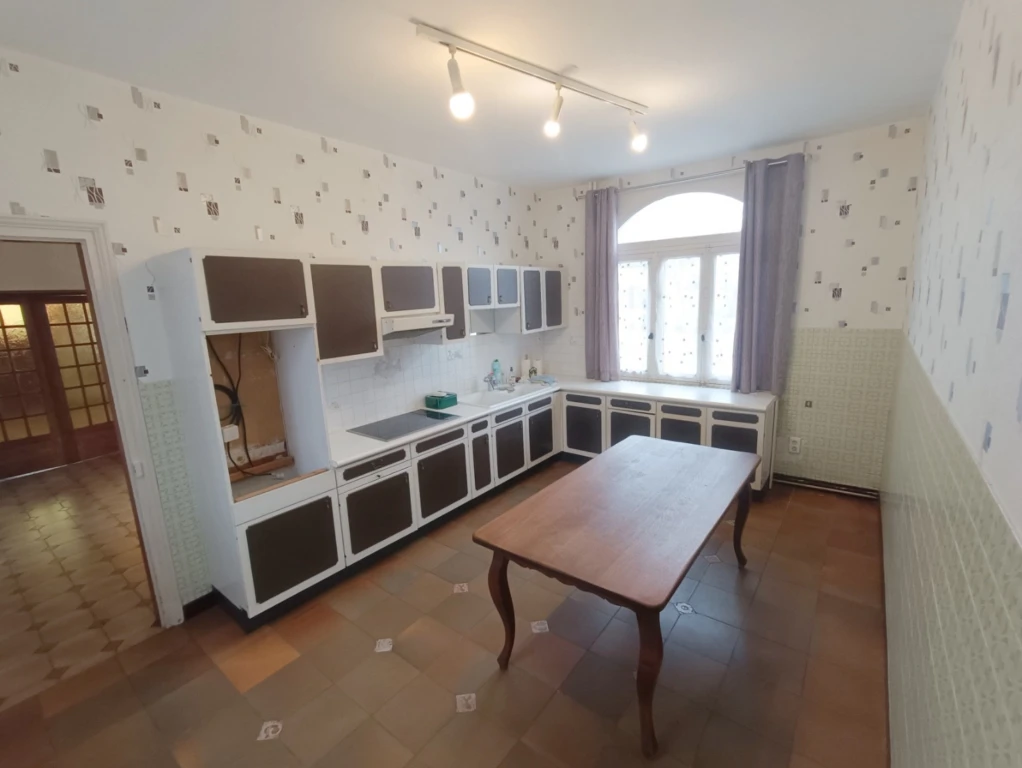 Maison de maître, plain-pied, 5 chambres 16
