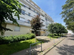 HOPITAL CENTRAL - F2 à vendre 1