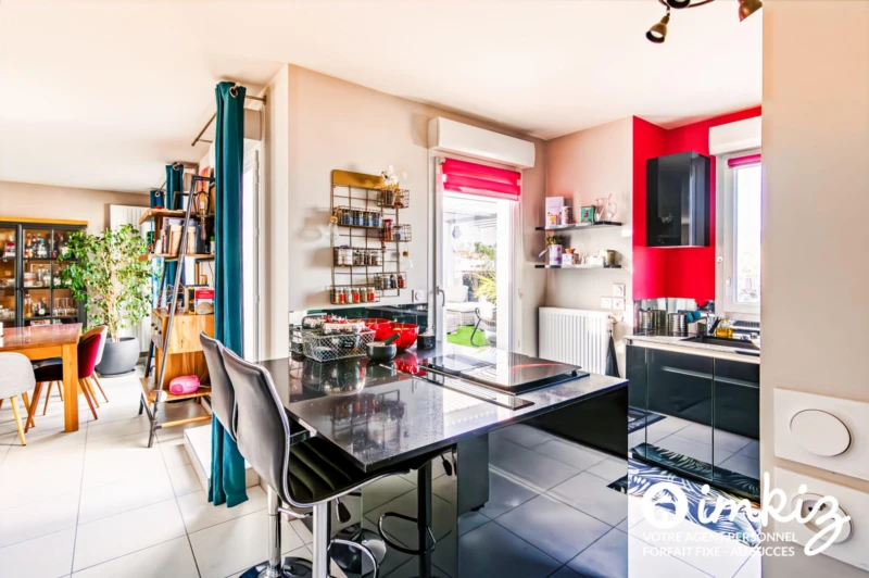 Magnifique T4 de 111m² avec rooftop" et garage. 6"