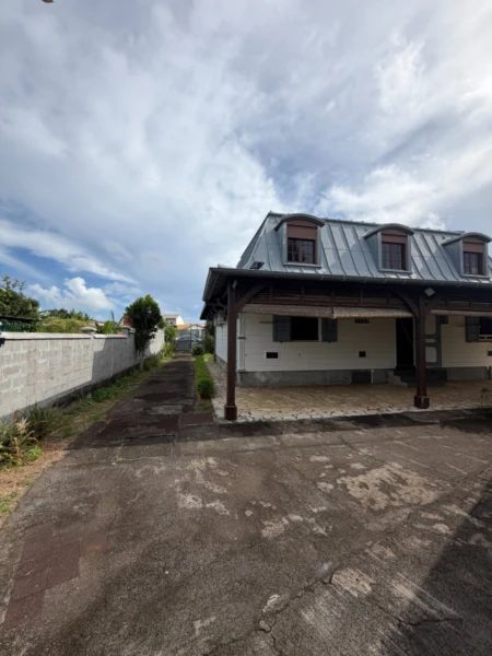 Maison créole – Plus de 200m2 Bras-Panon 11