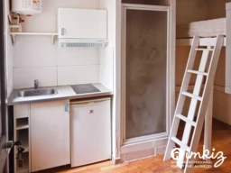 Chambre de service Paris 16ème 1