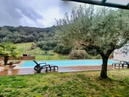 ARDECHE PROPRIETE DE CHARME 10 HA 1