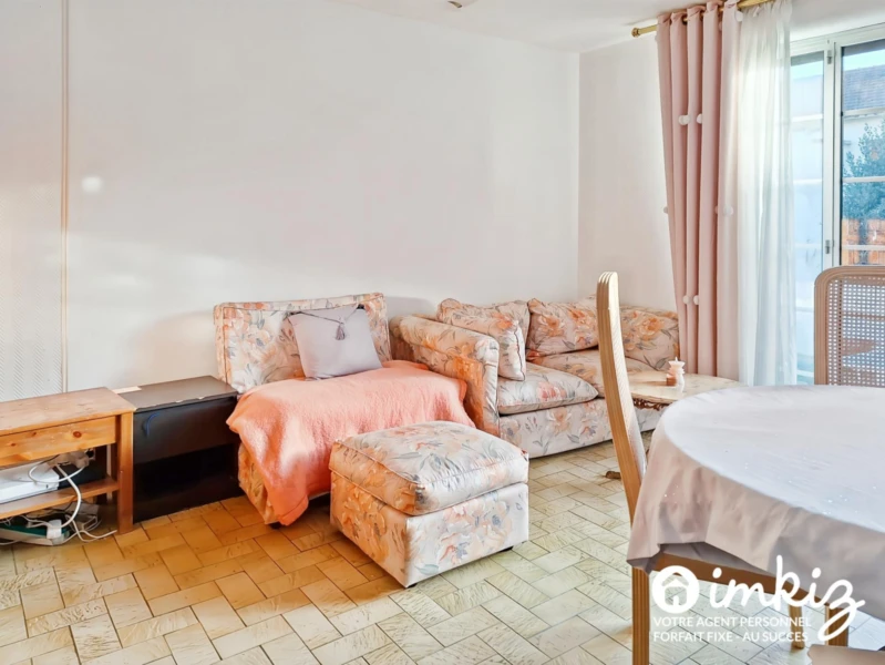 Maison bifamiliale à Saint-Denis 9