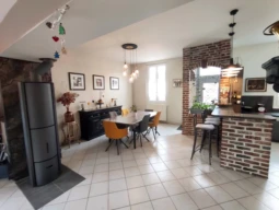 Maison 4 chambres garage jardin piscine 3
