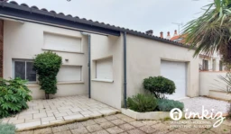 Maison avec patio et jardin 1
