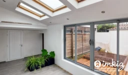 Maison avec patio et jardin 2