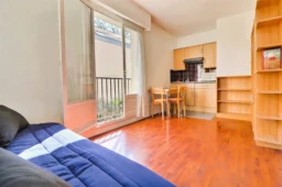 Charmant Studio Lumineux avec Balcon 1