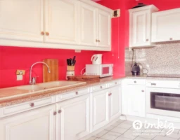 Appartement T3 au calme  bourg hors surtourisme 2