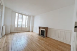 Appartement 4 pièces de 85,22m² à la Mairie 2