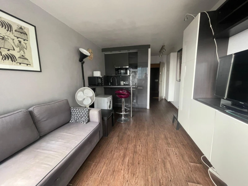 Terrasse des Reflets, Courbevoie – Studio lumineux 3