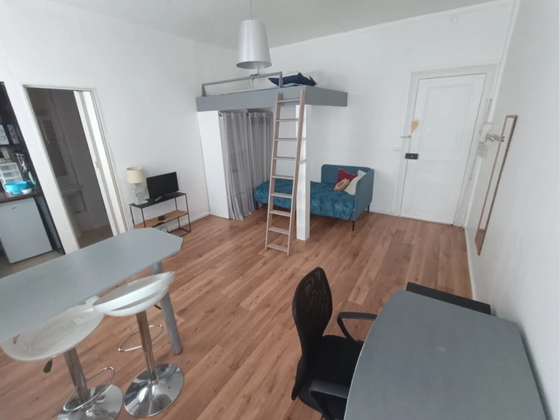 Studio meublé à deux pas de la gare 1