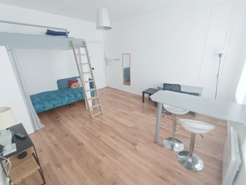 Studio meublé à deux pas de la gare 2
