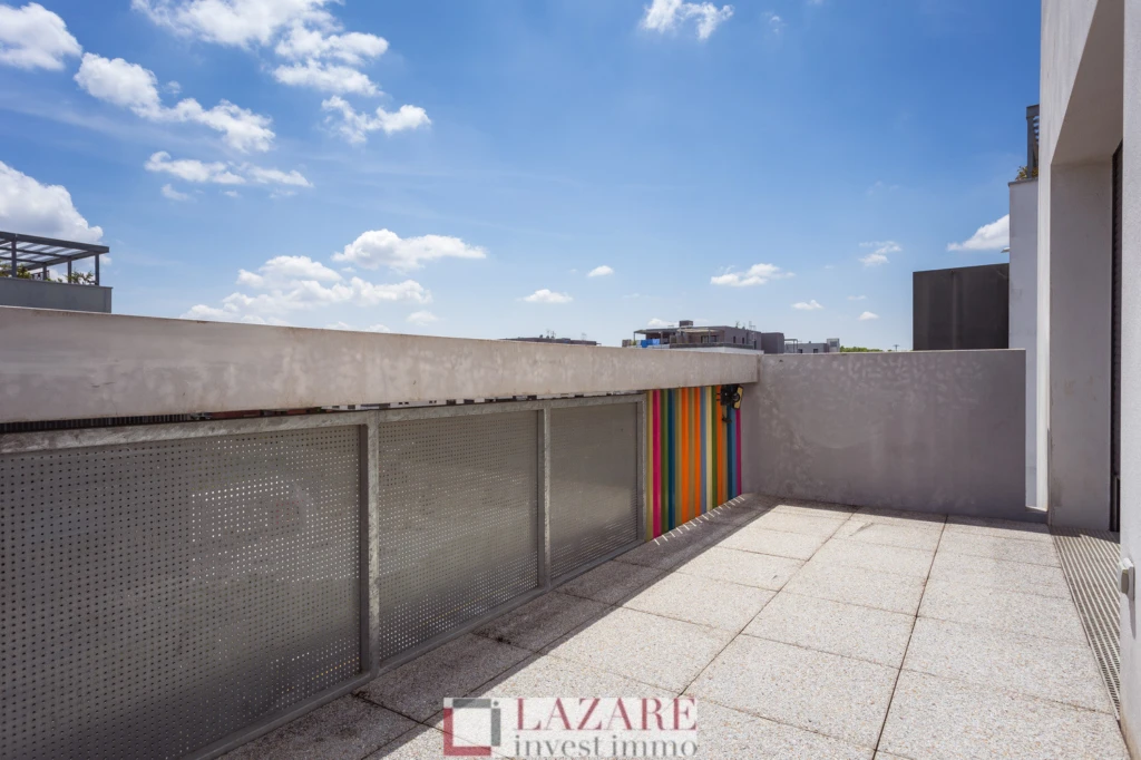 T3 AVEC BALCON QUARTIER MONTAUDRAN 9