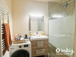 Appartement 2 pièces, resserre et garage sous-sol 3