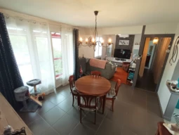 Maison de plain pied et sous sol complet 3