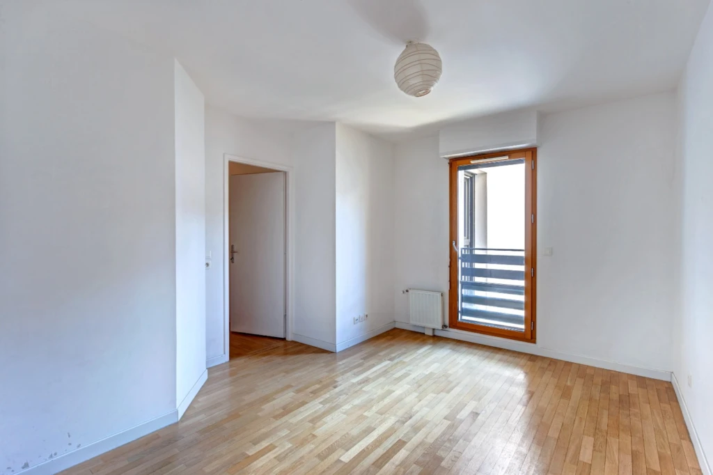 Appartement 3 pièces avec balcon plein Sud ! 6