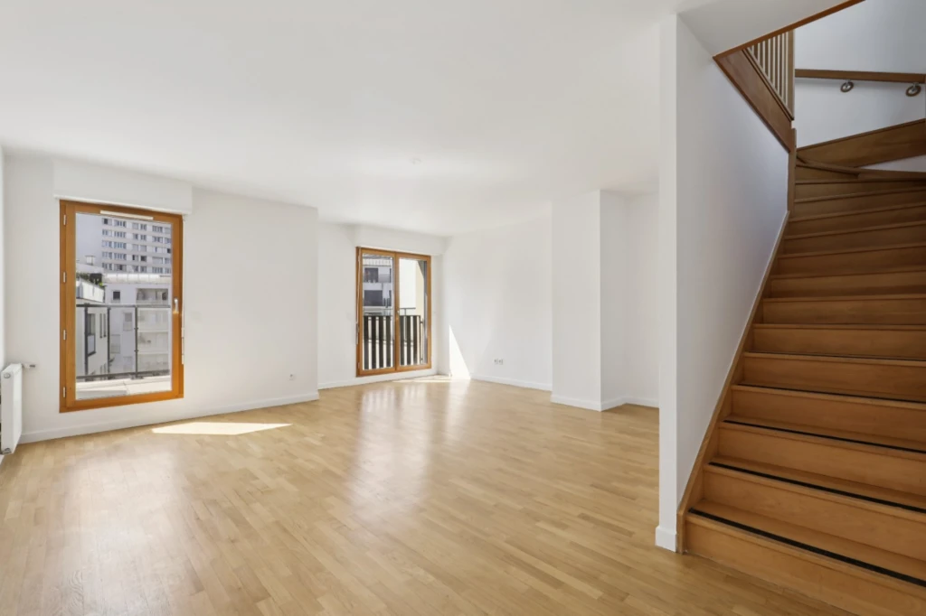 Duplex familial au dernier étage avec terrasses ! 1