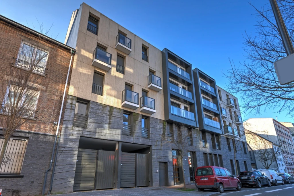 Duplex familial au dernier étage avec terrasse 19