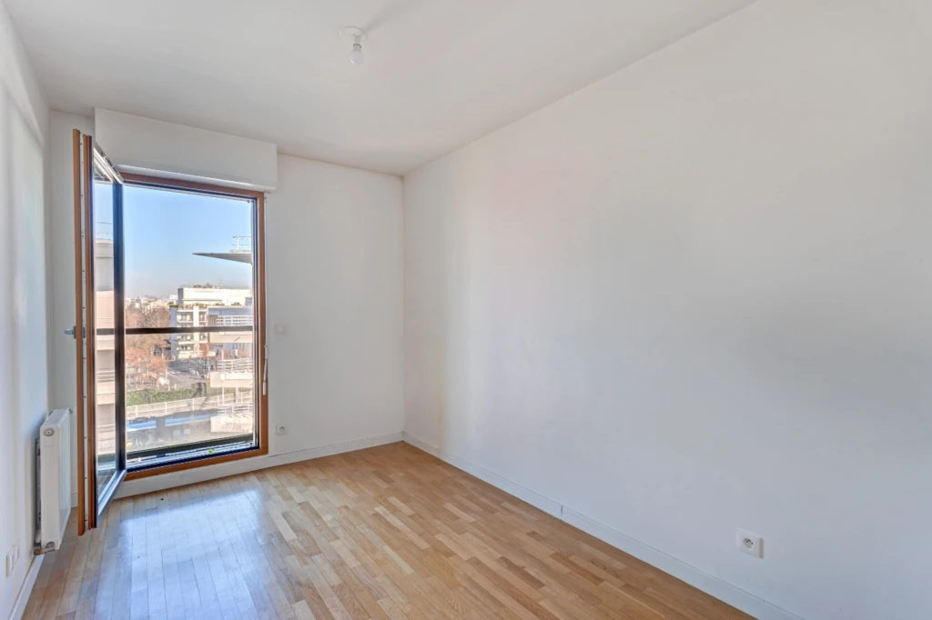 Appartement 3 pièces avec balcon plein Sud ! 8