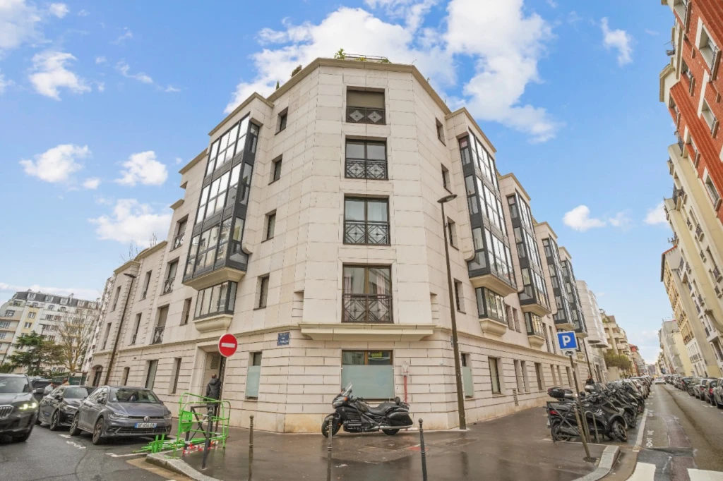 Superbe appartement T6 familial avec terrasse 12