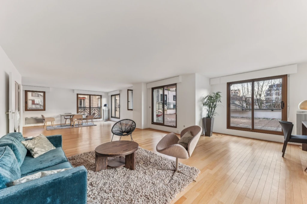 Superbe appartement T6 familial avec terrasse 3