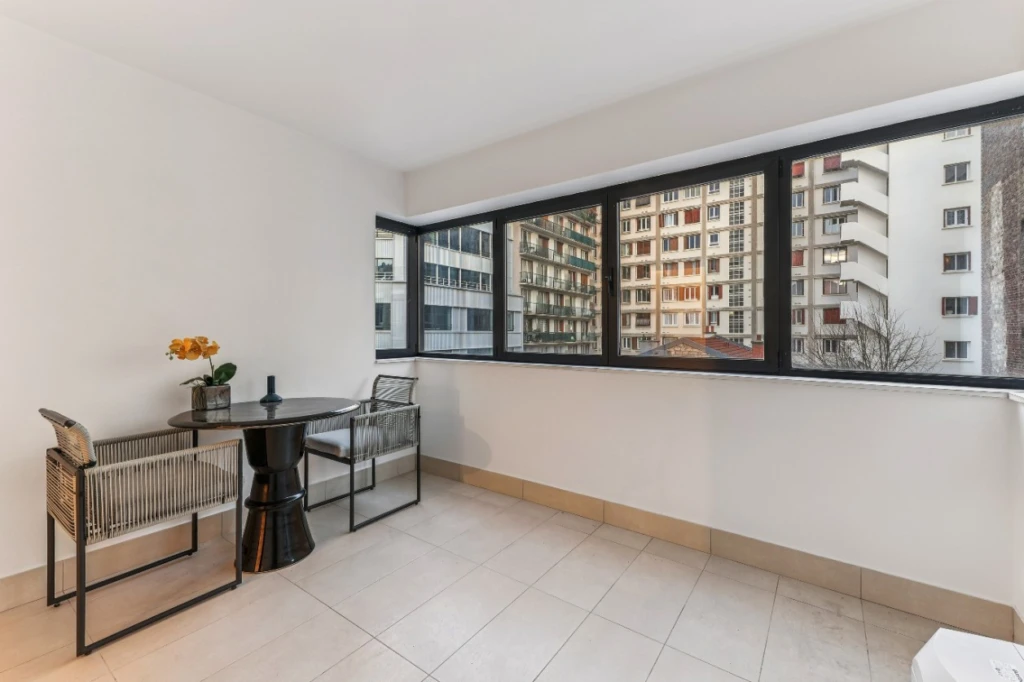 Superbe appartement T6 familial avec terrasse 8