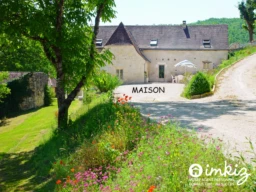 Maison perigourdine gite, terrain et bois 3