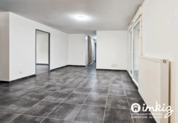 Appartement 3 pièces traversant avec balcon 10 m² 2
