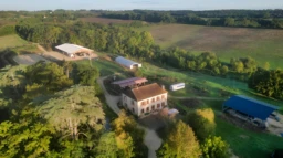GERS Ferme autonome et bioclimatique 42 Ha 1