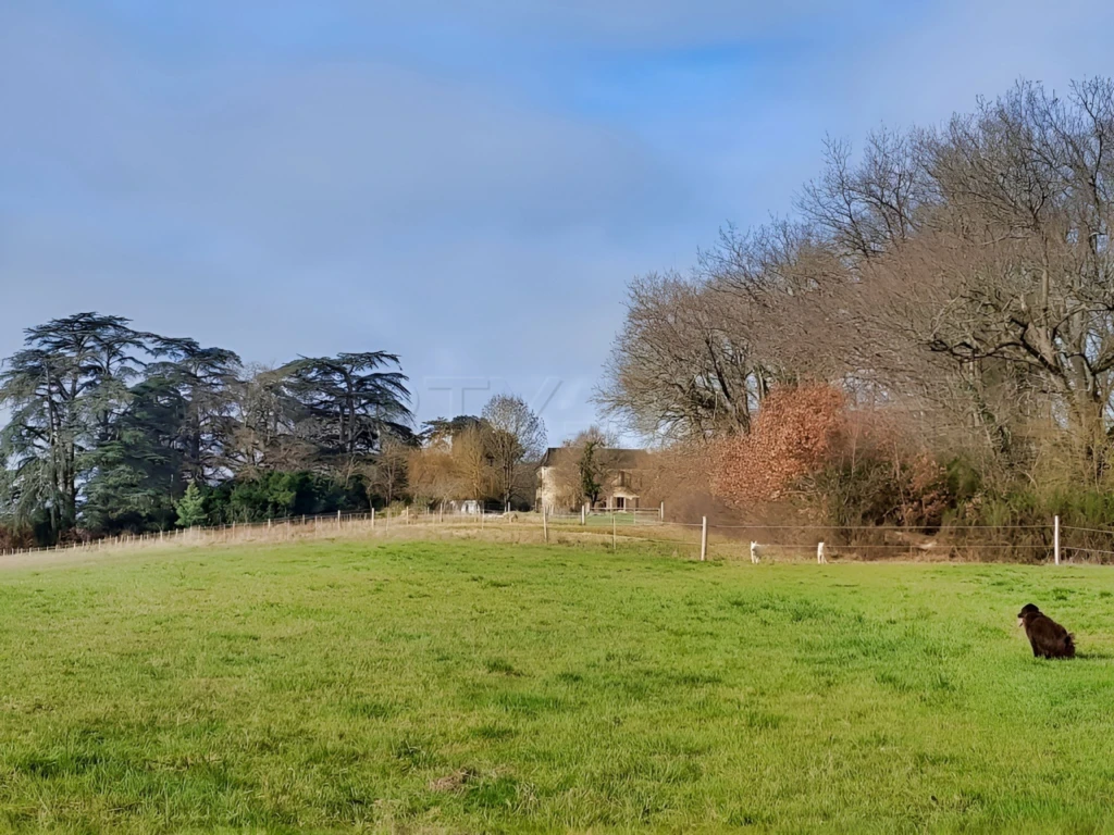 GERS Ferme autonome et bioclimatique 42 Ha 13
