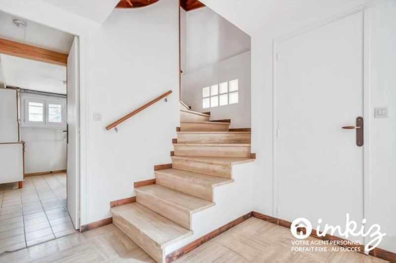 Maison familiale basse consommation 7 chambres 10