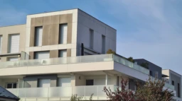 Duplex attique 84 m²+terrasse 49 m²  proche Genève 1